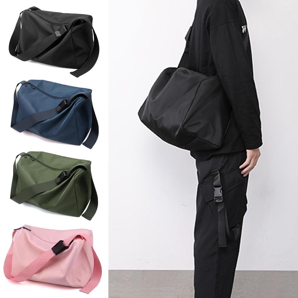 Weekender Bag Duffle - 1 ชิ้นยิมกระเป๋ากันน้ําออกกําลังกายการฝึกอบรมกลางแจ้งเดินทาง Duffle กระเป๋าที่เดินทางมาพักผ่อน C Rossbody
