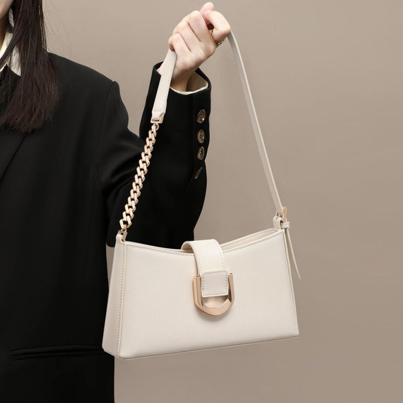 Luxury Bags Wholesale - กระเป๋าถือผู้หญิงแบบสะพายไหล่หรือสะพายข้าง ดีไซน์เรียบหรู ใช้งานได้หลากหลาย สไตล์ลำลอง ขายส่ง