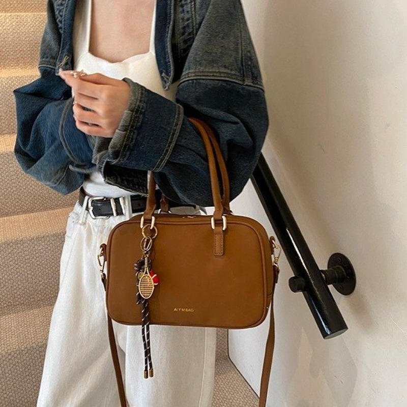 Luxury Bags Must Have - กระเป๋าสะพายข้างดีไซน์เนอร์สุดหรูสำหรับคุณแม่ แฟชั่นทันสมัย จุของได้เยอะ กระเป๋าถือหนังสุดหรู ไอเทมที่ต้องมี