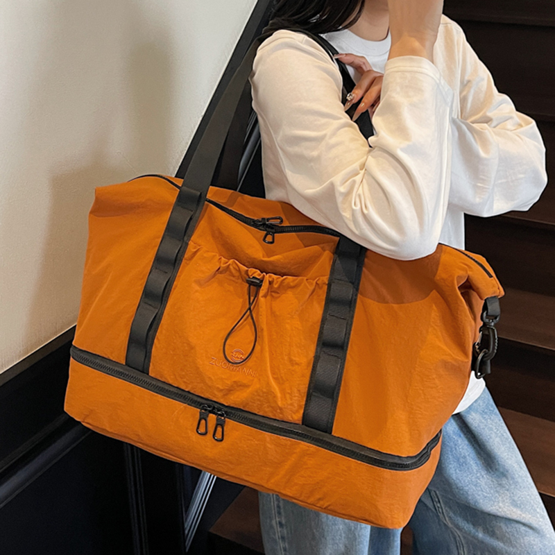 กระเป๋าเดินทางขนาดใหญ่พร้อมช่อ - Weekender Bag Duffle บทวิจารณ์และราคา