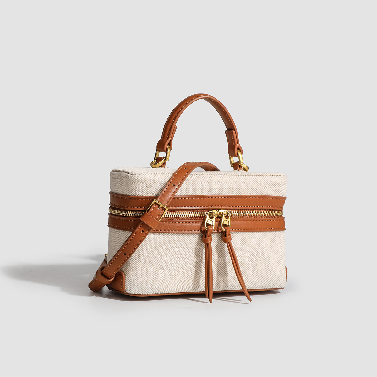 กล่องอาหารกลางวันประกบผ้าใบย้อ - Luxury Bags Jacquemus บทวิจารณ์และราคา