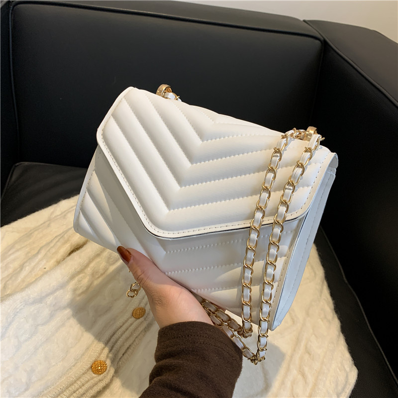 กระเป๋าสะพายข้างผู้หญิงสีขาวดำ - Chain Crossbody Quilted บทวิจารณ์และราคา