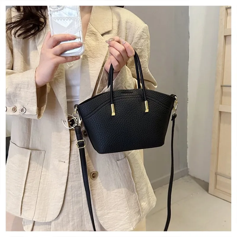 กระเป๋าโท้ทดีไซน์หรูหราที่ทุกค - Luxury Bags Must Have บทวิจารณ์และราคา