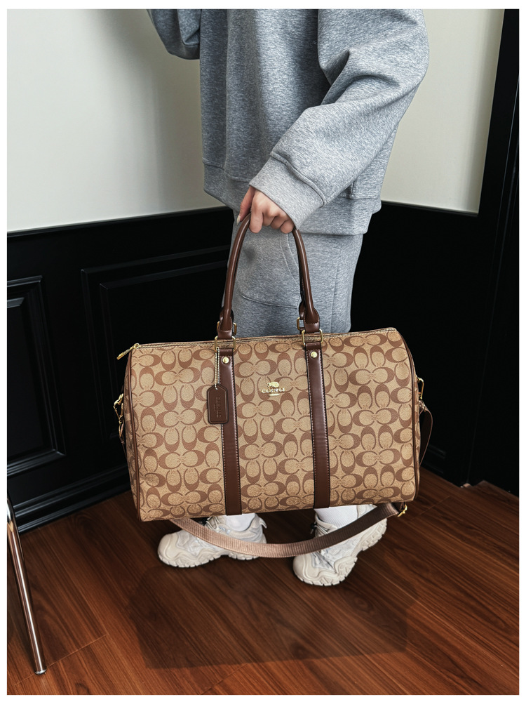 กระเป๋าเดินทางแบบดัฟเฟิลลายโมโ - Weekender Bag Duffle บทวิจารณ์และราคา